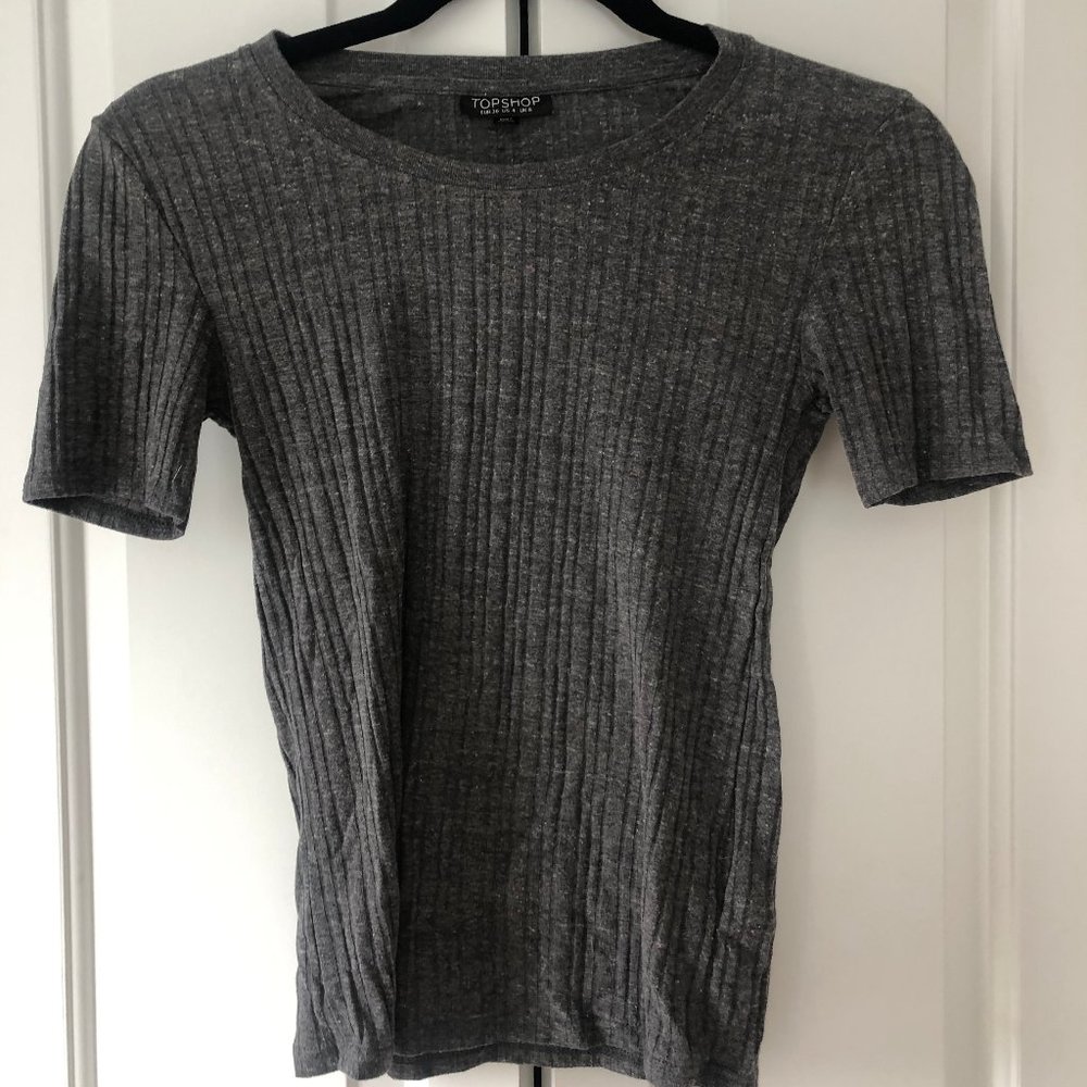 Ribbed TopShop shirt
